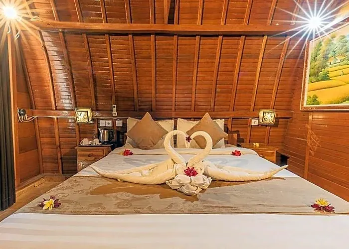 Incredible Deluxe Near Kutampi 邸宅 Batununggul